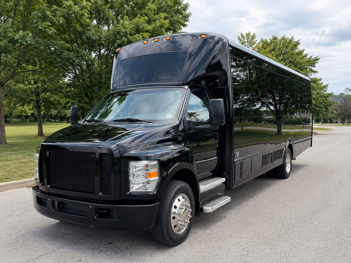 bachelorette and birthday wine tour buses out of inglewood