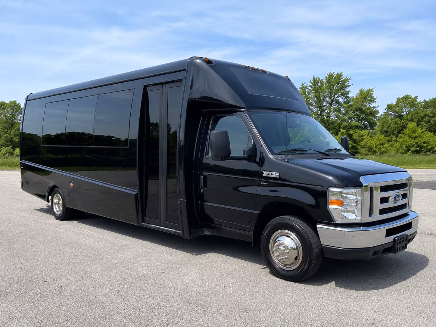charter buses for large inglewood prom groups and school transportation