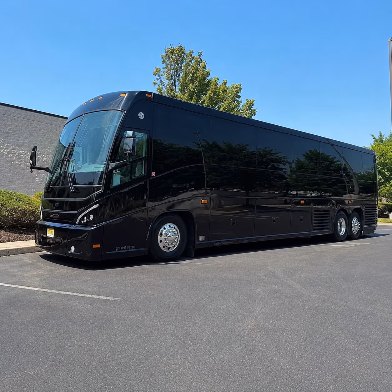 daily commuter shuttle buses for inglewood s growing business district