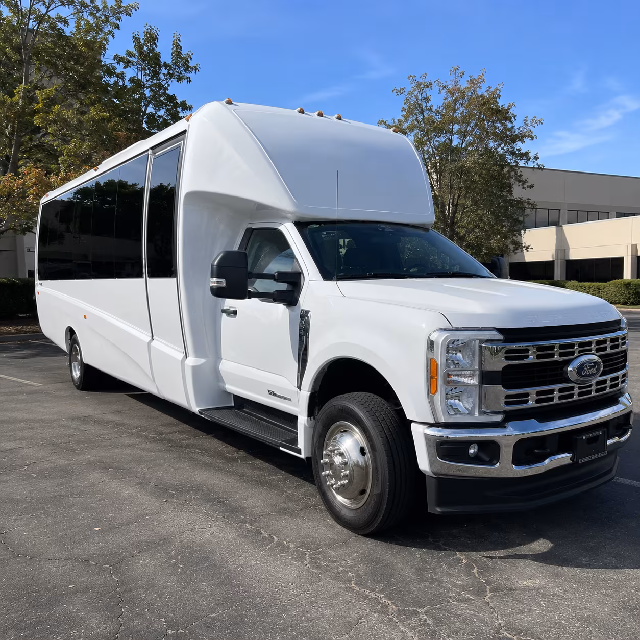game day buses to sofi stadium and intuit dome