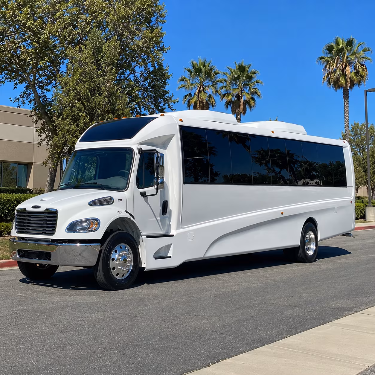 inglewood 20 passenger minibus