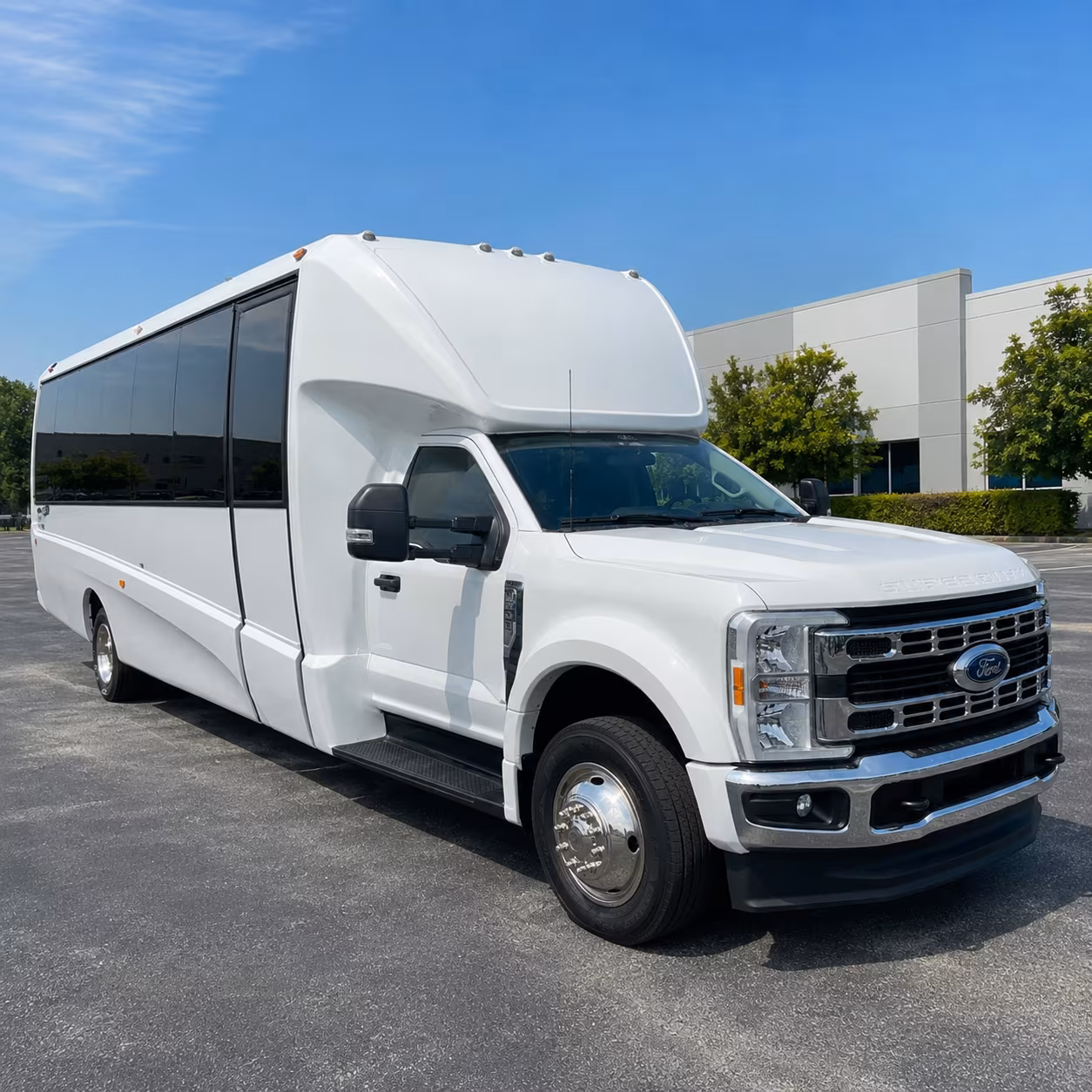 school and field trip buses for inglewood students