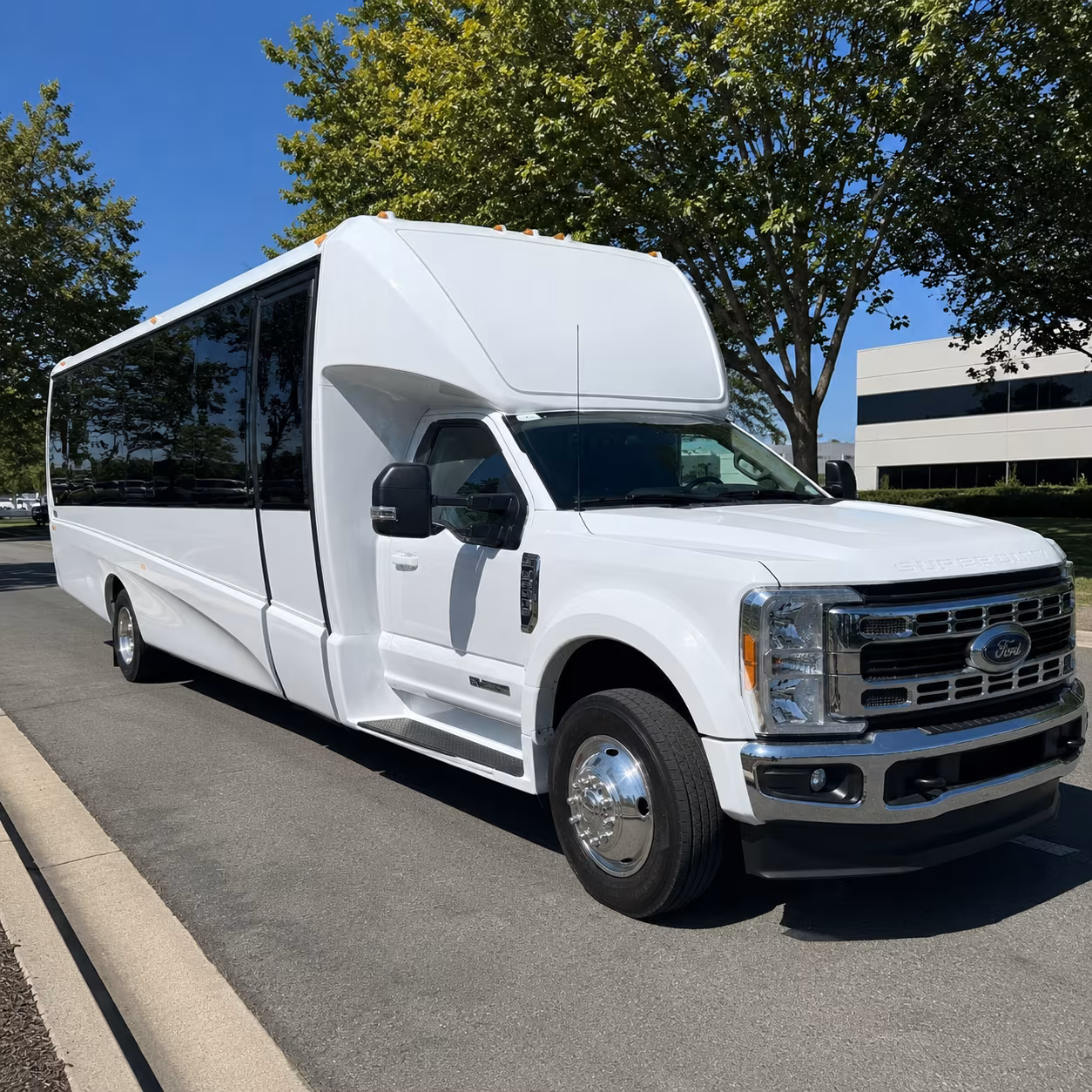 wedding and quinceanera shuttle buses in inglewood